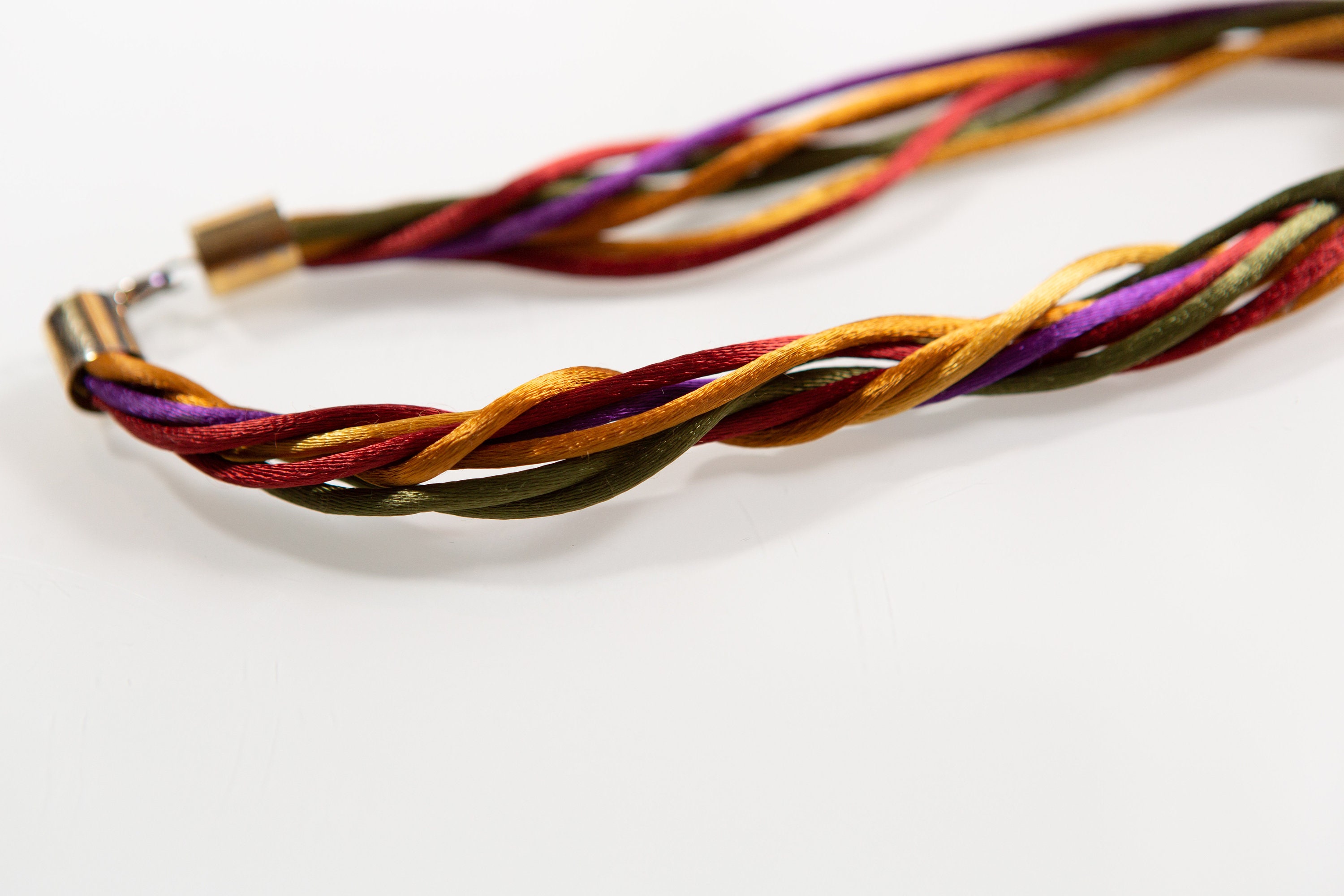 Vintage String Necklace wit Gold Tone Pendant Retro Costume Jewelry