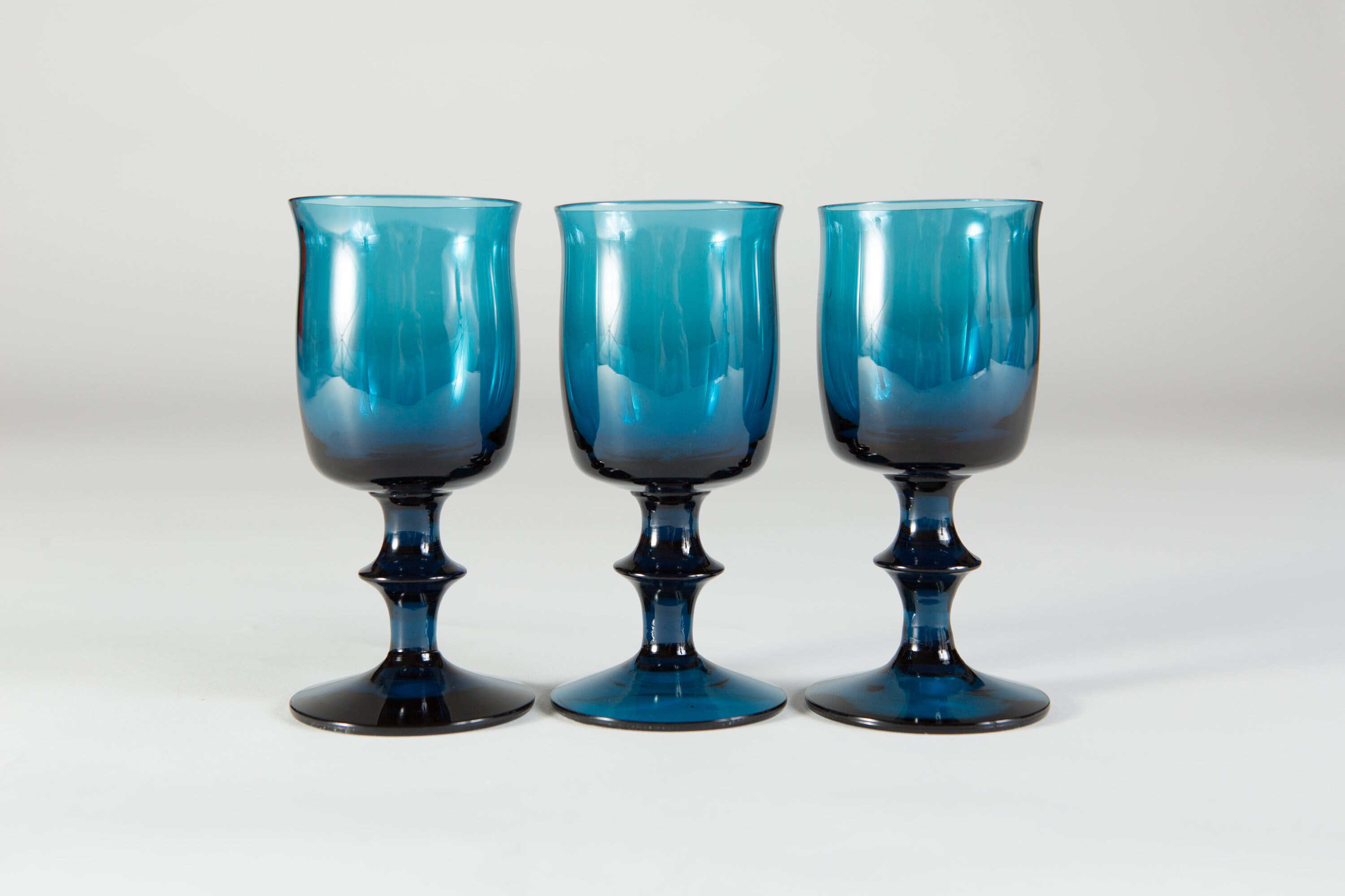3 Boda Sweden Bertil Vallien Blue Aperitif Glasses Swedish Liquor