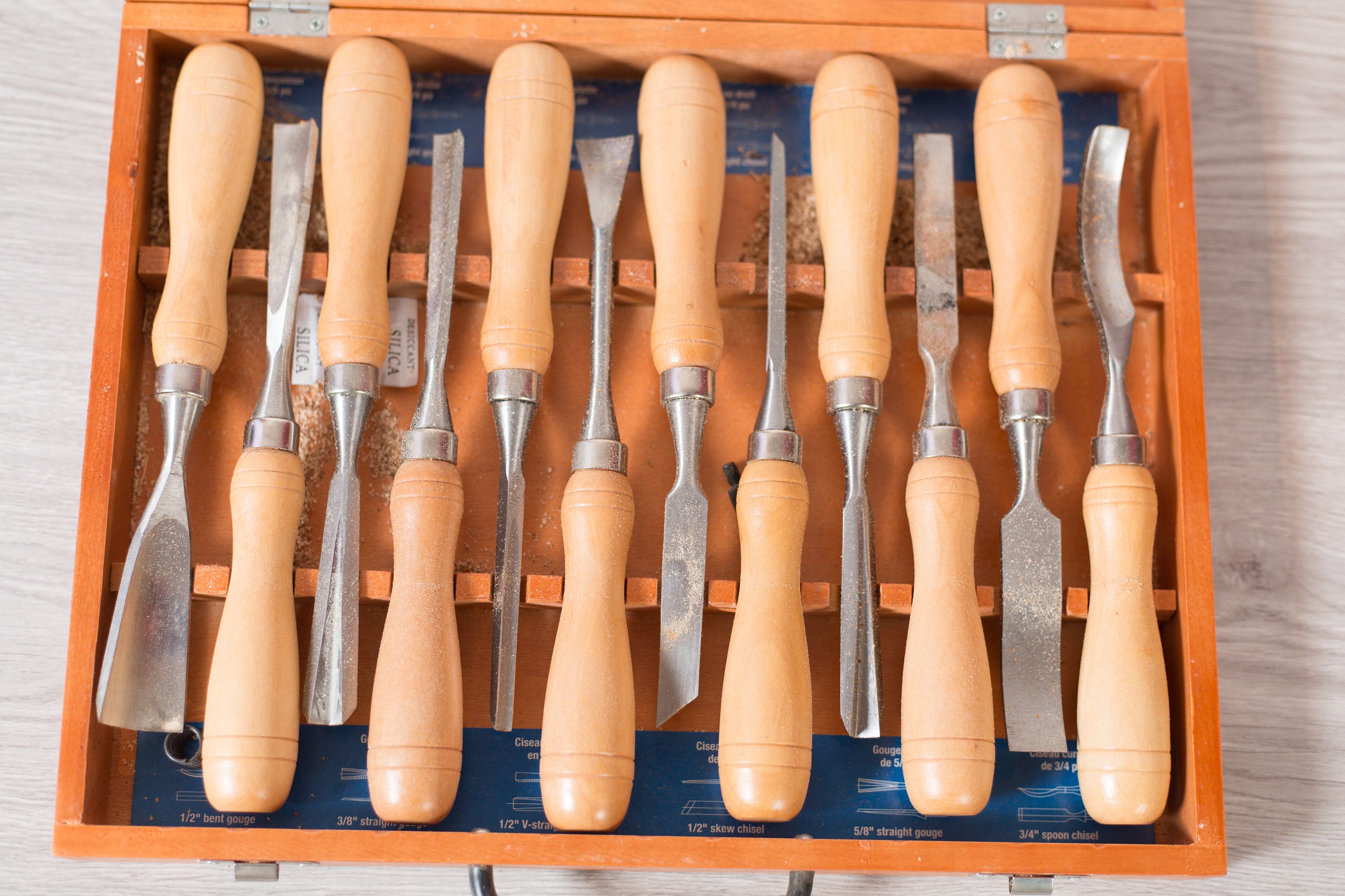 Mastercraft Wood Carving Chisel Set 12 Pieces Steel and Wood