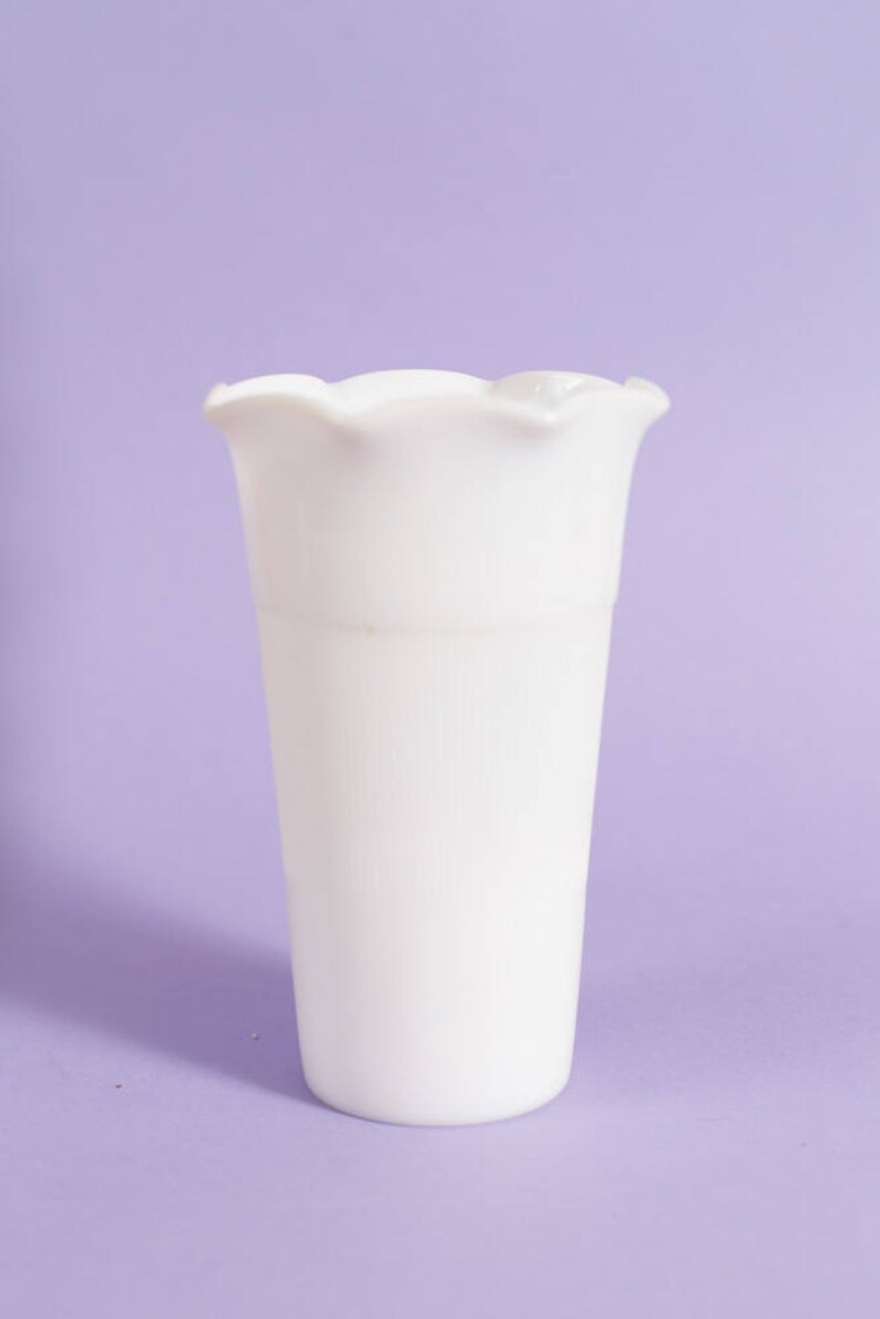 Milk Glass Vase Vintage Mid Century Modern White Flower Vase Etsy