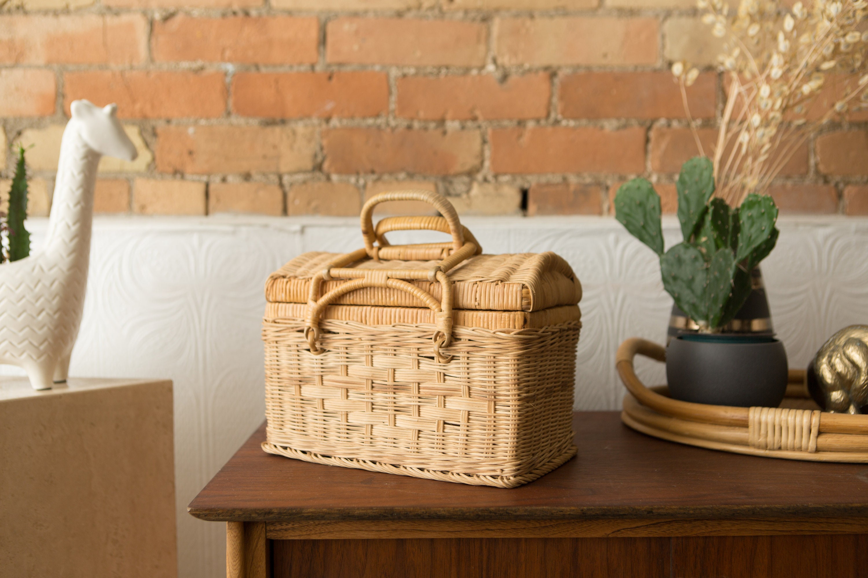 Vintage Rattan Wicker Picnic Basket Light Brown Woven Square Storage
