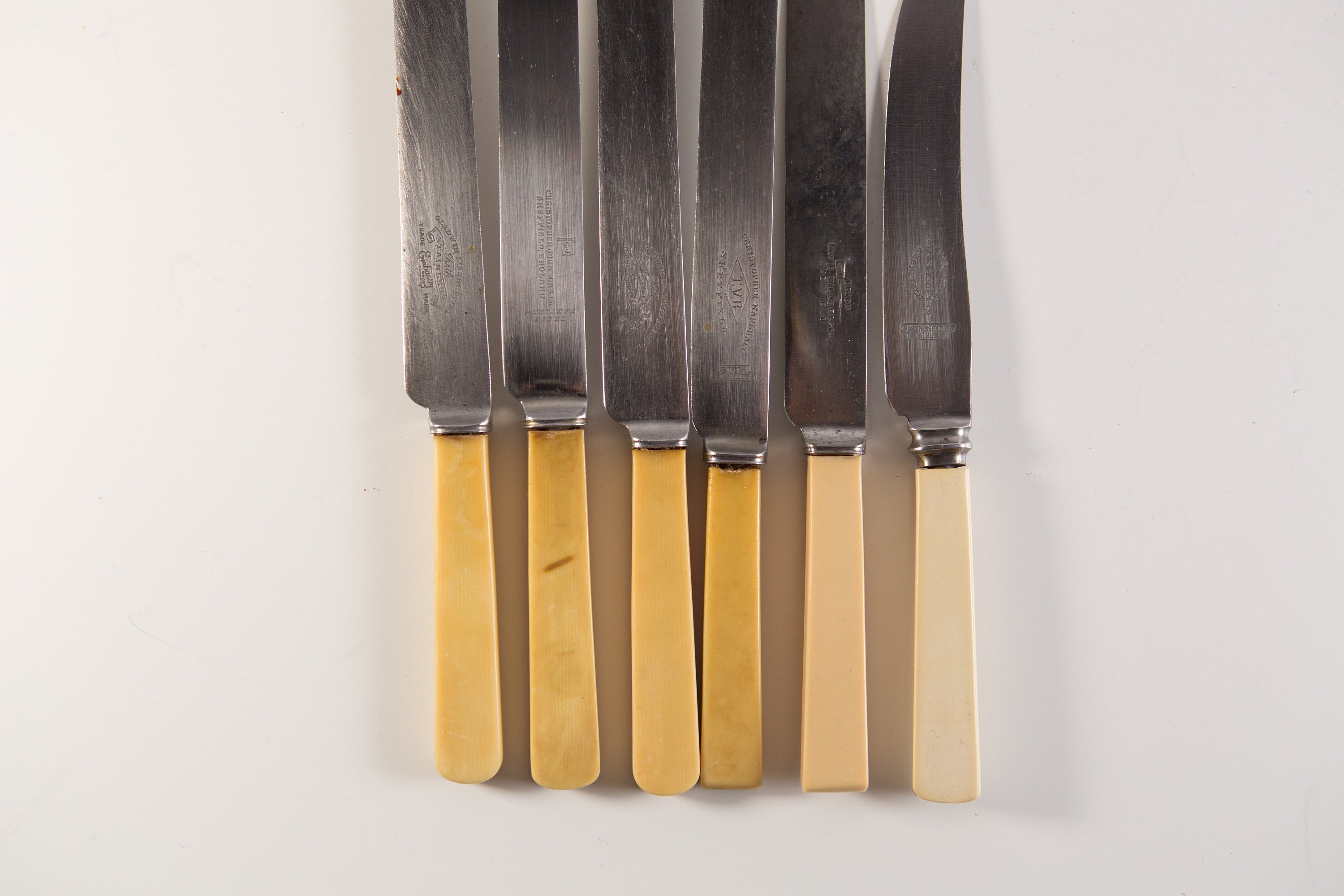 6piece Knife Set with Faux Bone Handles by Sheffield Metal with