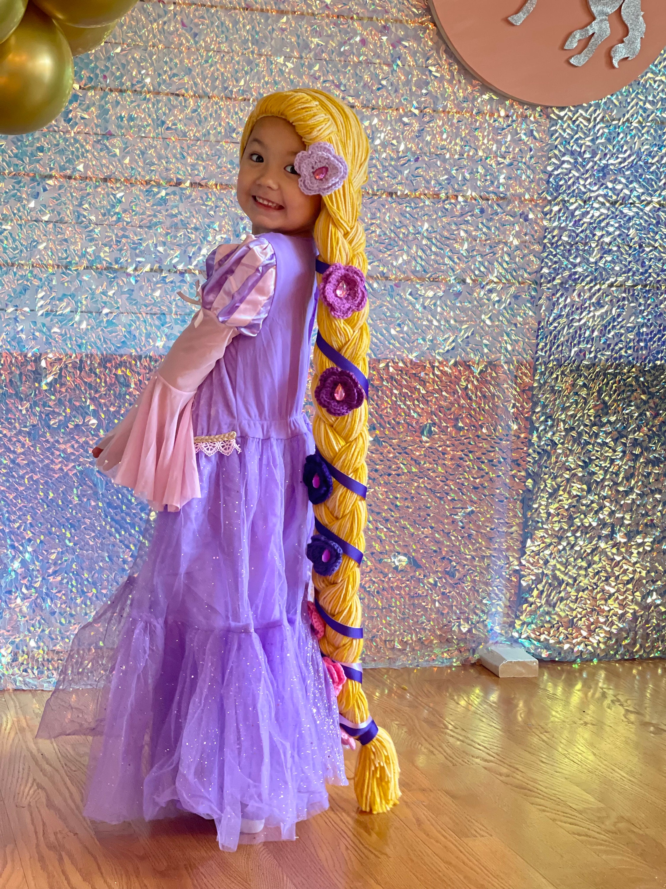 リボンと花のラプンツェルウィッグ - ディズニープリンセスウィッグ