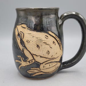 Frog Mug 16 oz - Cute Coffee Mug Nature Lover Gift Tree Frog - Green Frog Gifts