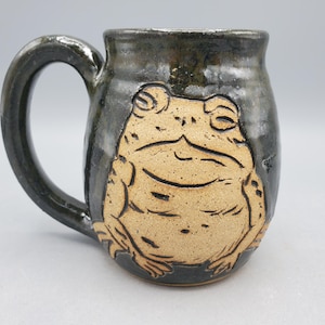 Toad Mug 16 oz - Cute Coffee Mug Nature Lover Gift Toad - Kitchen Witch Gifts for Gardeners