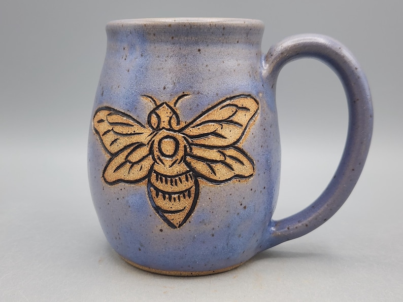 Honey Bee Mug 16 oz - Beekeeper Gift Nature Mug - Queen Bee Nature Lover Gift Wheel Thrown Mug Periwinkle