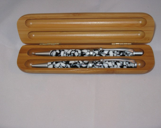 TWIST PEN SET--Black and White Crushed Pearl acrylic (includes a Bamboo Pen Case )