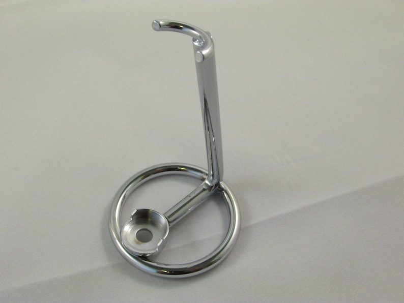 Chrome Universal Razor Stand will MACH 3, Venus, Fusion and