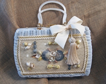 Vintage Collectable White Wicker Seashell Window Purse by Atlas 1960's Pristine!!