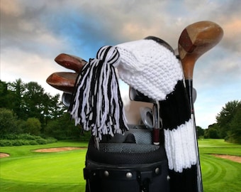 Knitted golf club head covers black and white textured head with tassel