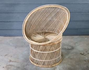 Vintage Wicker Rattan Peacock Style Chair Hoop Barrel Woven Cane Retro Boho Chic Bohemian