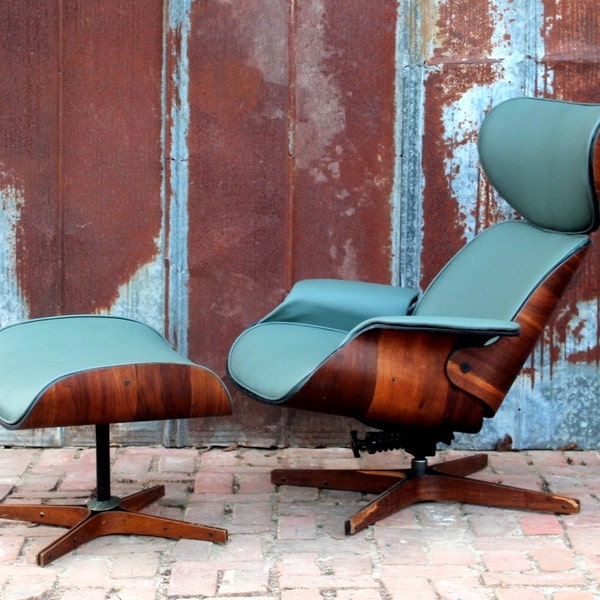 George Mulhauser Mr Chair Lounge & Ottoman by Plycraft 50's 60's Walnut Retro Atomic Mid Century Modern