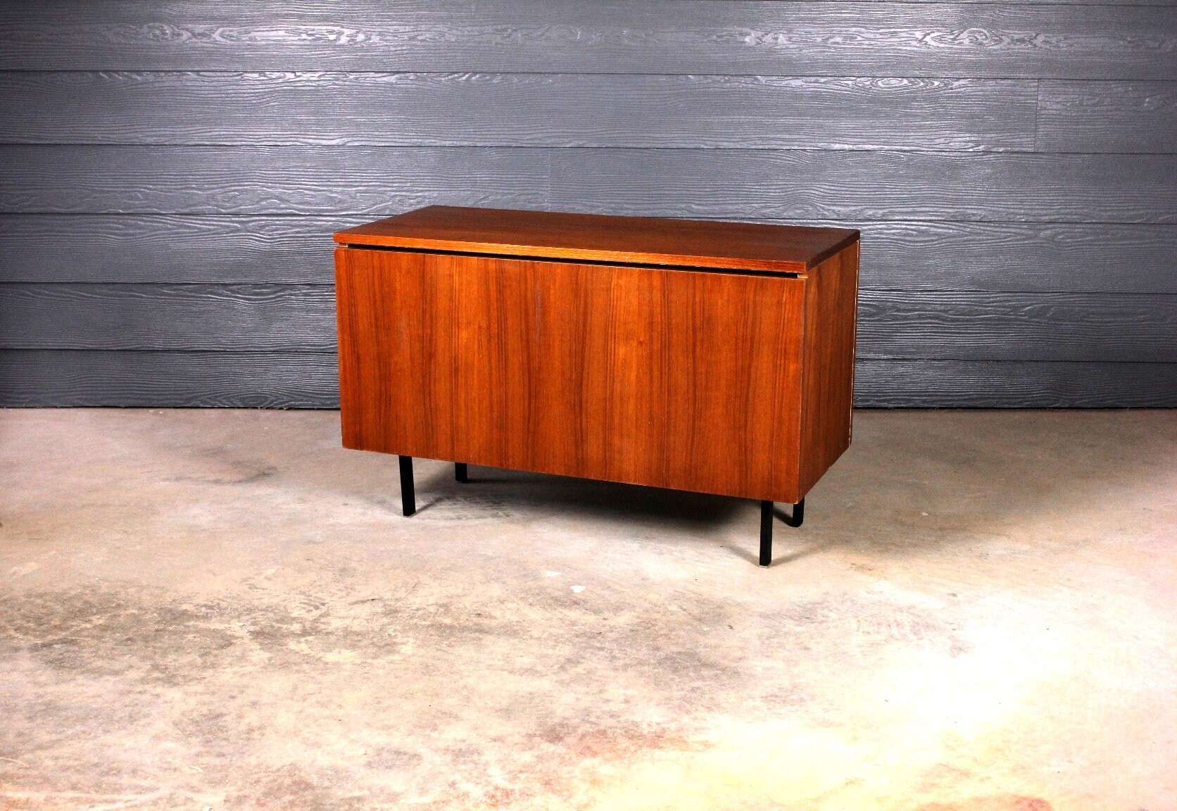 Mid century modern blanket chest deals
