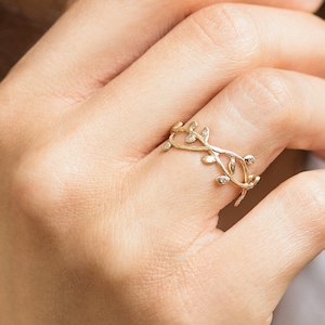 Nature Inspired Engagement Ring, gold rings for women, 14K Gold Diamond Ring, Leaf Ring, minimalist leaf ring ,delicate leaf ring