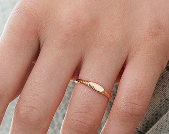 14k Solid Yellow Gold Minimalist Oval Bar Ring, 14k Solid Gold Wedding Band, Dainty Signet Ring, Personalized Name Ring, Engraved Ring