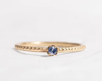 Anello con zaffiro con pietra portafortuna, anello con zaffiro solitario, anello in oro 14 carati, anello con zaffiro naturale, anello con pietra preziosa da donna, anello con pietra portafortuna di settembre