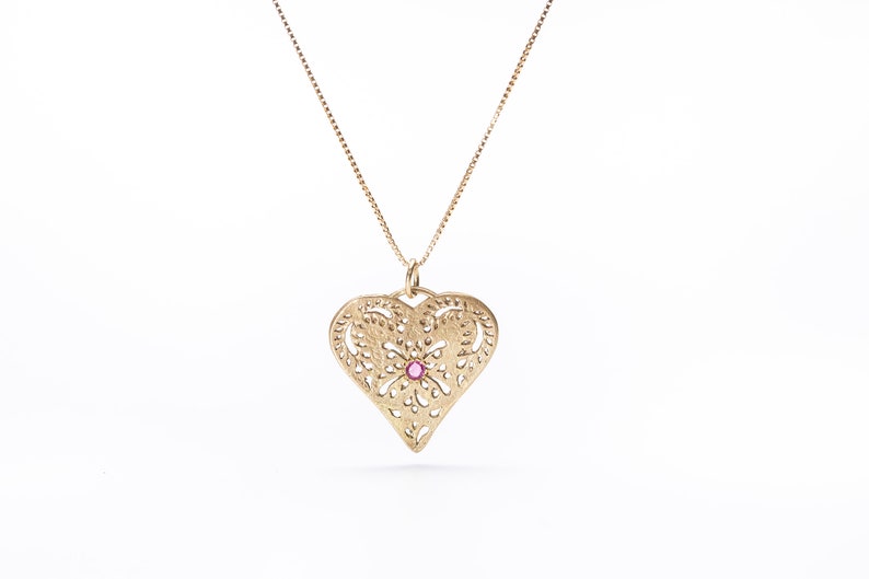 14K Yellow Gold and Ruby Heart Pendant Necklace for Women, Delicate Lace Pendant, Birthday Gifts for Mom, Solid Gold Necklace, Gift For Xmas image 4