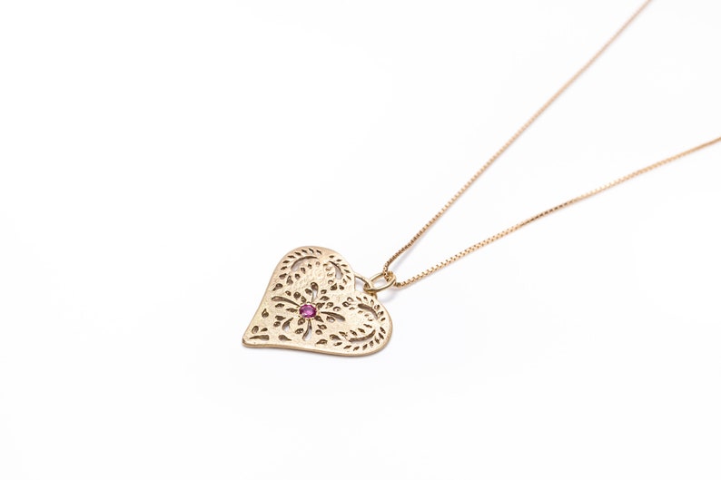 14K Yellow Gold and Ruby Heart Pendant Necklace for Women, Delicate Lace Pendant, Birthday Gifts for Mom, Solid Gold Necklace, Gift For Xmas image 2