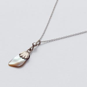 14K Gold &#39;Mother of Pearl&#39; Shell Necklace with Diamond, Seashell Pendant Necklace, Nautical Layering Necklace, Shell Charm Pendant Necklace