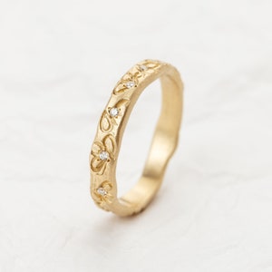 Unique Handmade Engraved Flowers and Diamonds Wedding Ring Band For Woman image 2