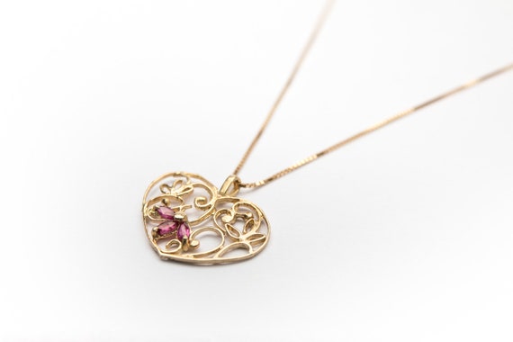 14k Gold Filigree Heart Necklace Unique 