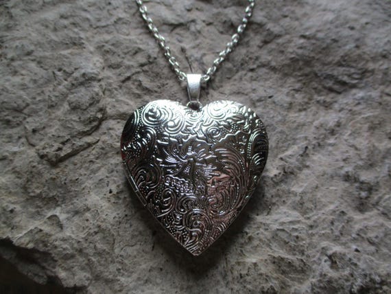 Silver Plated Heart Locket with Victorian Etching - Victorian Style - Romantic - Unique - Anniversary - Christmas - Wedding - Bridal