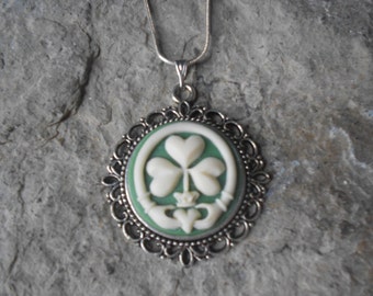 Irish Claddagh Shamrock Cameo Pendant Necklace - .925 plated 22" Chain - Great Quality, St. Patrick's Day - Clover, Green