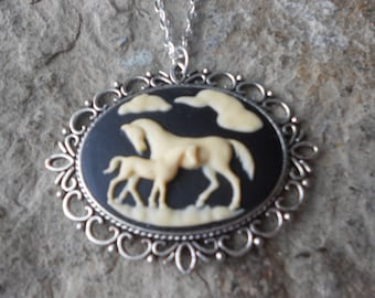 Choose Black, Purple, Blue or Pink - Horse and Foal Pendant Silver Plated Necklace - Great Quality - Horse Lover Gift - Equine - Equestrian