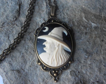 Choose Bronze or Silver - Halloween Witch Cameo Pendant Necklace - Witch's Hat, Moon - Great Quality - Halloween Necklace