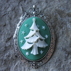 Choose Silver or Bronze - 2 in 1 Christmas Tree Cameo Brooch / Pin / Pendant - Great Quality - Victorian Christmas - Christmas, Holiday