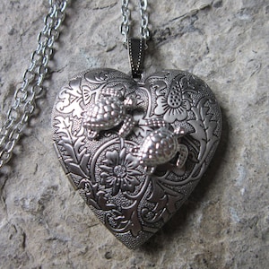 Sea Turtle (s) Dark Silver Plated Heart Locket - High Quality - Tropical - Tortoise - Turtle - Vacation - Cruise - Photos, Keepsakes