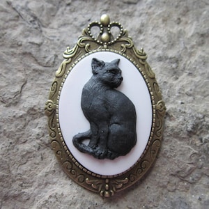 Choose Black or Cream - Cat - 2 in 1 - Kitty Cat Cameo-  Brooch/Pin/Pendant - Great Quality - Cat Lover - Halloween - Witch - Gift