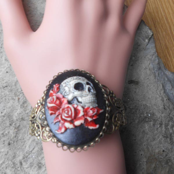 Skull and Roses (Hand Painted Cameo) Bronze Filigree Bracelet - Great Quality - Biker -  - Goth - Goth Wedding