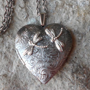 Dark Silver Plated Dragonfly Heart Locket - Quality - Dragonflies - Photos, Keepsakes, Insect