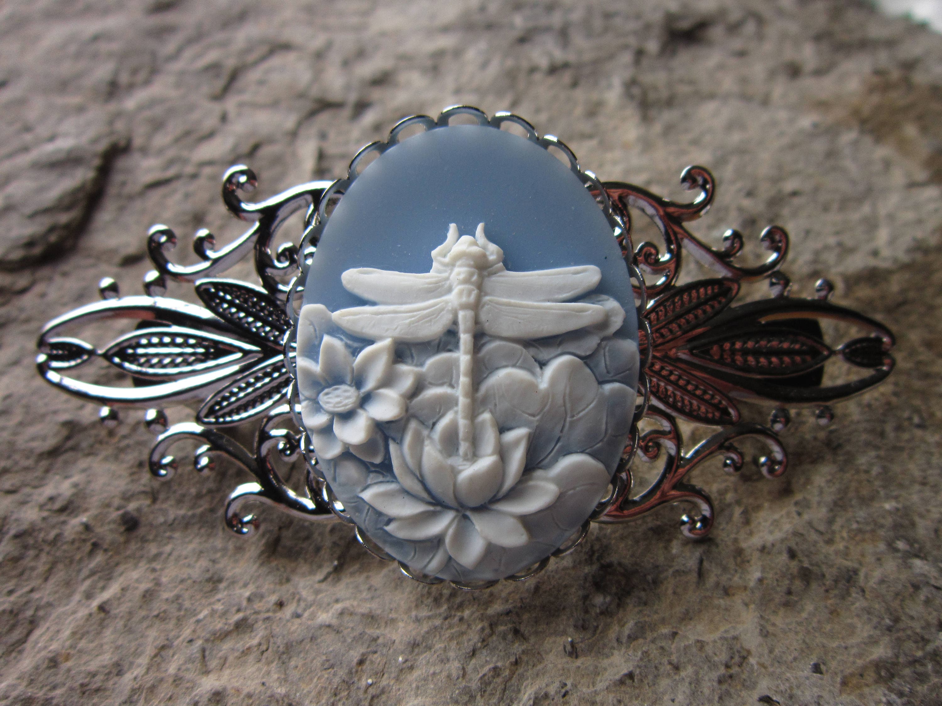 Pendentif Libellule en Or et Saphirs