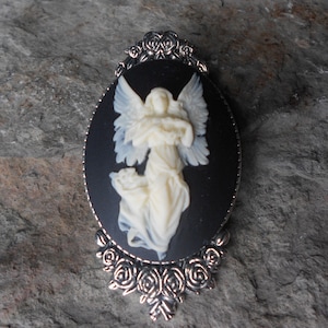 Brooch - Guardian Angel with Wings Cameo Brooch / Pin, Beautiful Rose Detail and Great Quality!!!! Christmas, Holiday