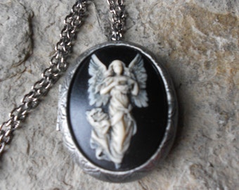 Antique Silver Plated Hand Painted Guardian Angel Cameo Locket - High Quality - Religious, Photos, Keepsakes