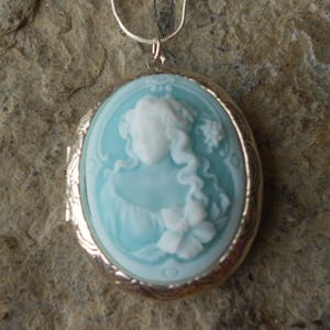 Choose Silver or Bronze - Gorgeous Victorian Woman Portrait Cameo Locket - White and Aqua Blue Tones - Quality - Weddings, Photos, Keepsakes