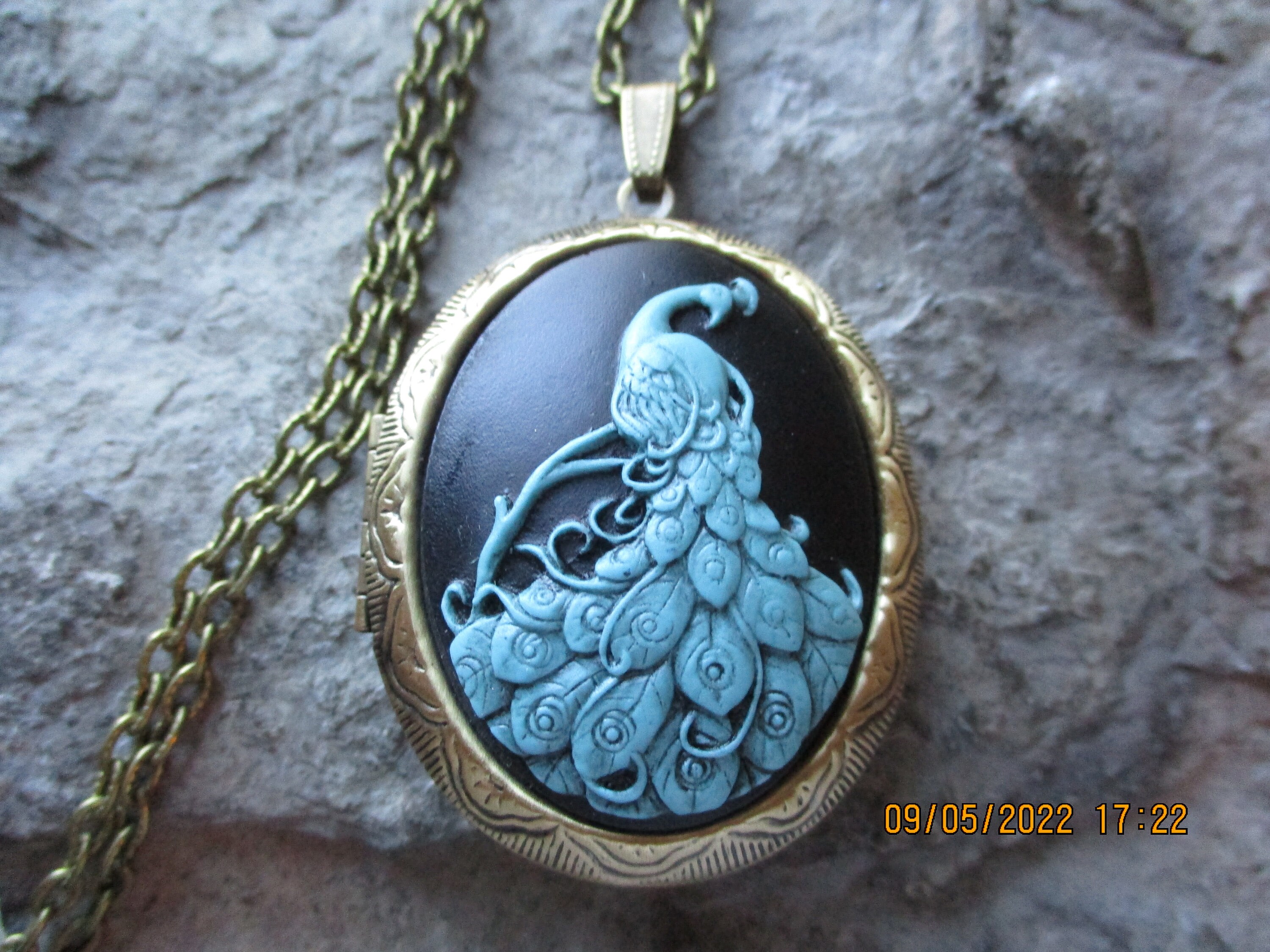 Peacock side deals lockets