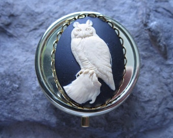 Choose Gold or Silver - Great Horned Owl Cameo Pill Box - Medication Case - Pill Case - Meds - Medication Organizer