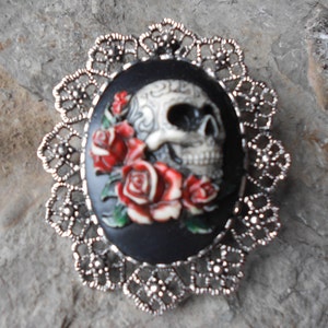 2 in 1 - Skull and Roses (Hand Painted) Cameo Brooch/Pin/Pendant Beautiful Detail!!! Skeleton, Goth, Gothic, Halloween, Steampunk Unique