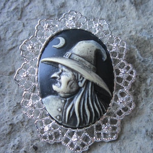 Choose Silver or Gold - 2 in 1 - Hand Painted Halloween Witch Cameo-  Brooch/Pin/Pendant - Costume Accessory, Spooky, Witch&#39;s Hat, Moon