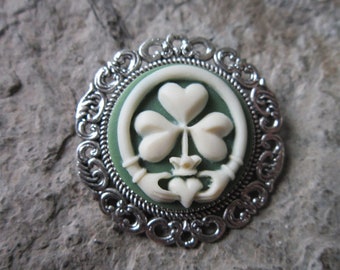 Irish Shamrock and Claddagh on Green Cameo Silver Brooch / Pin - Celtic, Ireland, Gift, Clover, St Patrick's Day