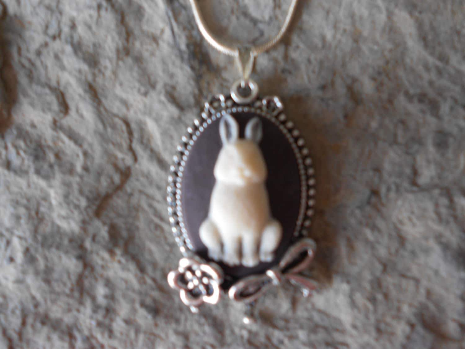 Collana Con Ciondolo Medaglione Coniglietto In Argento - Regalo Per Figlia - Fancy Fox Boutique - Foto 2