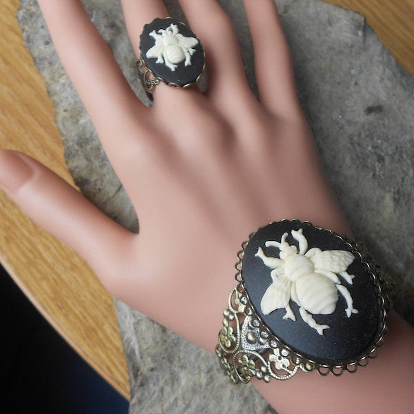 Bee Cameo Bronze Filigree Bracelet and Matching Ring - Great Quality - Unique - Bumble Bee