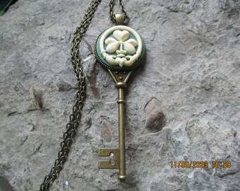 Choose Bronze or Silver - Shamrock and Claddagh Cameo Skeleton Key Necklace - Irish Gift, Celtic Gift