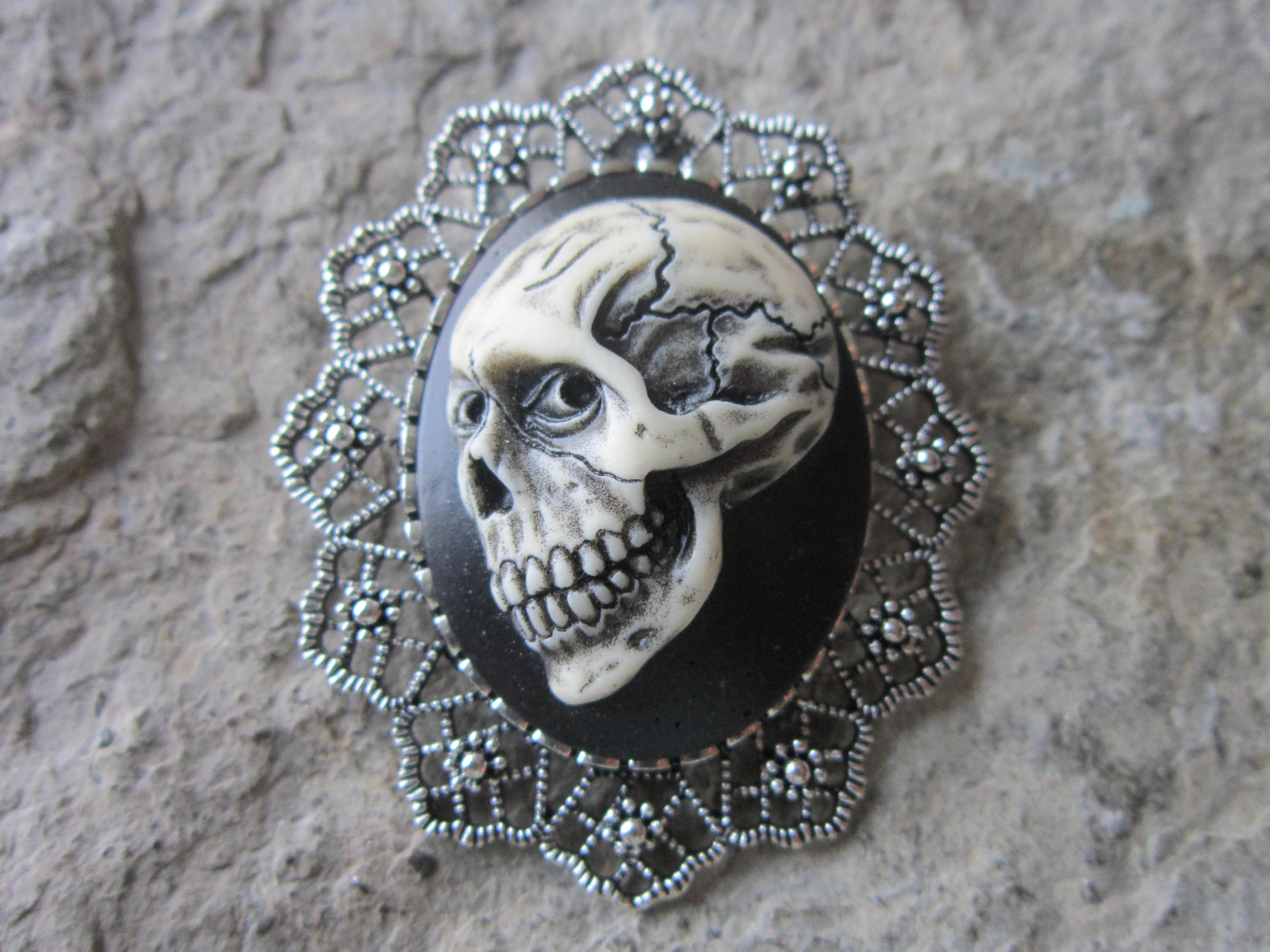 2 in 1 Skull Hand Painted Cameo Brooch Pendant Skeleton Goth Gothic Halloween Steampunk Unique