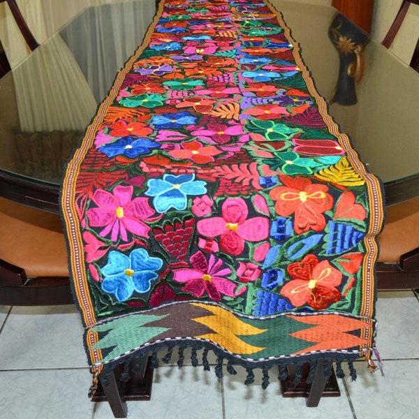 Blumen bestickt Textil Guatemala Tischläufer Bunt Floral Textil Guatemala Tischessen Florale Akzente Dekor Long Table Runner