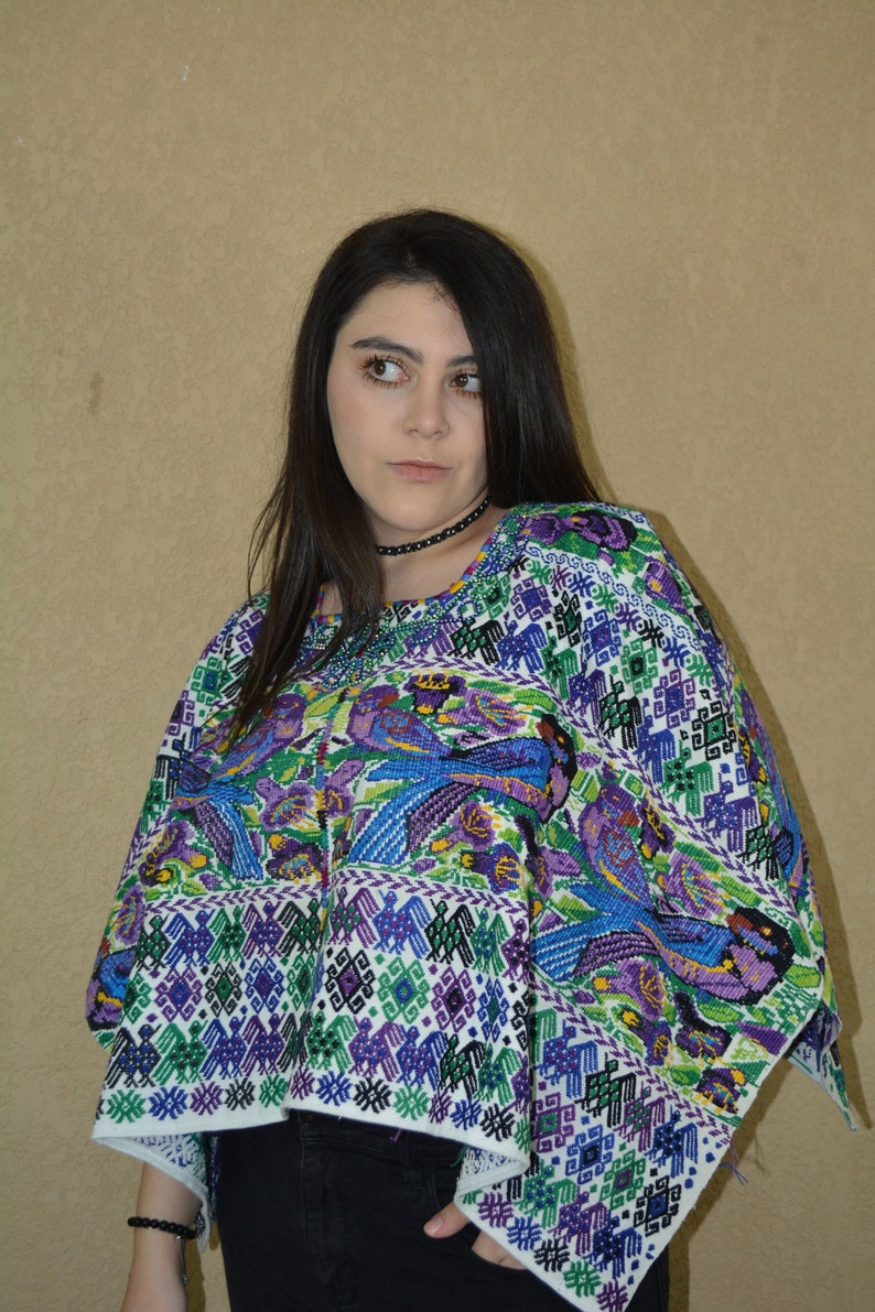 Embroidered birds huipil Guatemala poncho handmade embroidered animals huipil multicolored huipil Vintage Mayan blouse Parrots poncho huipil image 1