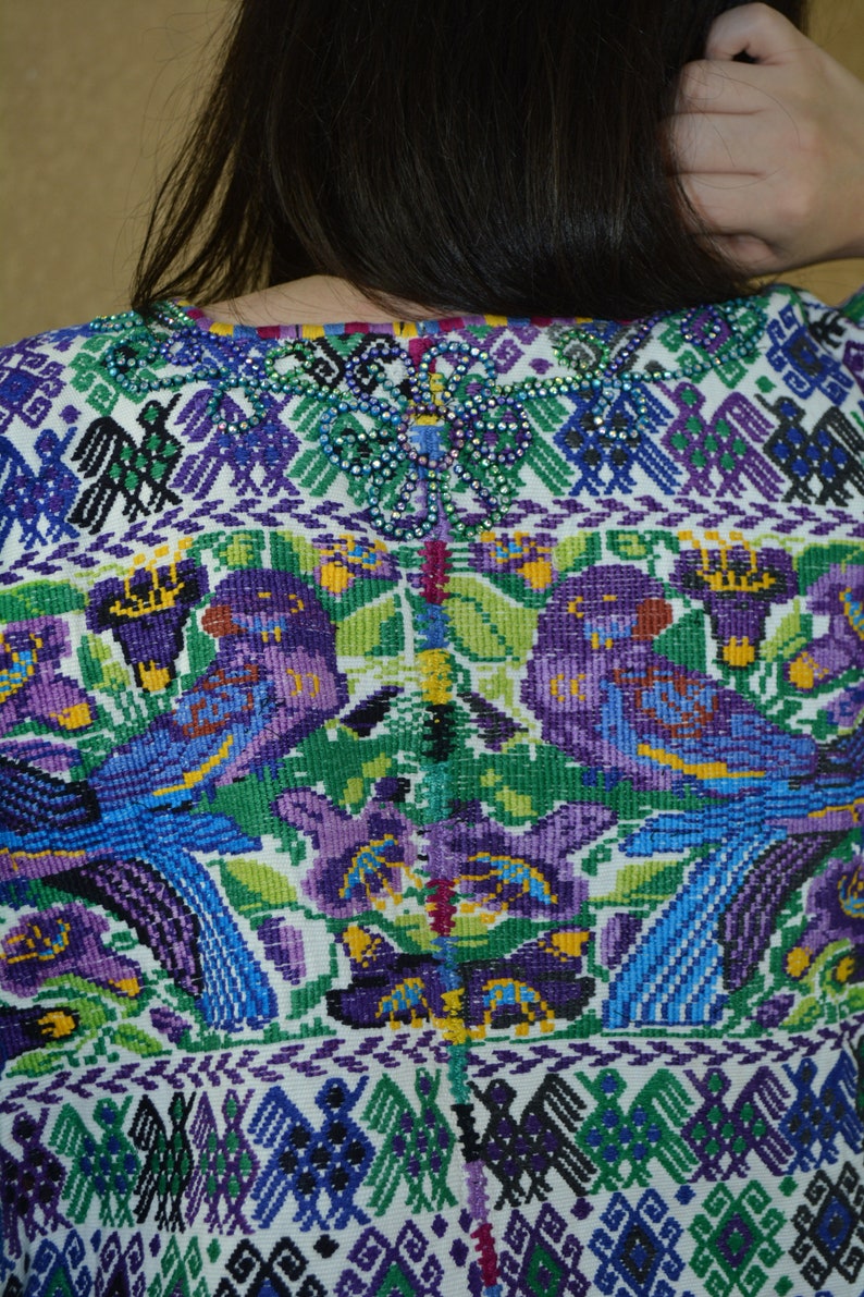 Embroidered birds huipil Guatemala poncho handmade embroidered animals huipil multicolored huipil Vintage Mayan blouse Parrots poncho huipil image 3